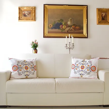 Gentile Apartment